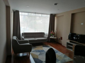 Departamento de estreno, 100% equipado, ubicado en la mejor zona de Cusco, hermosa vista, muy iluminado, acabados de lujo